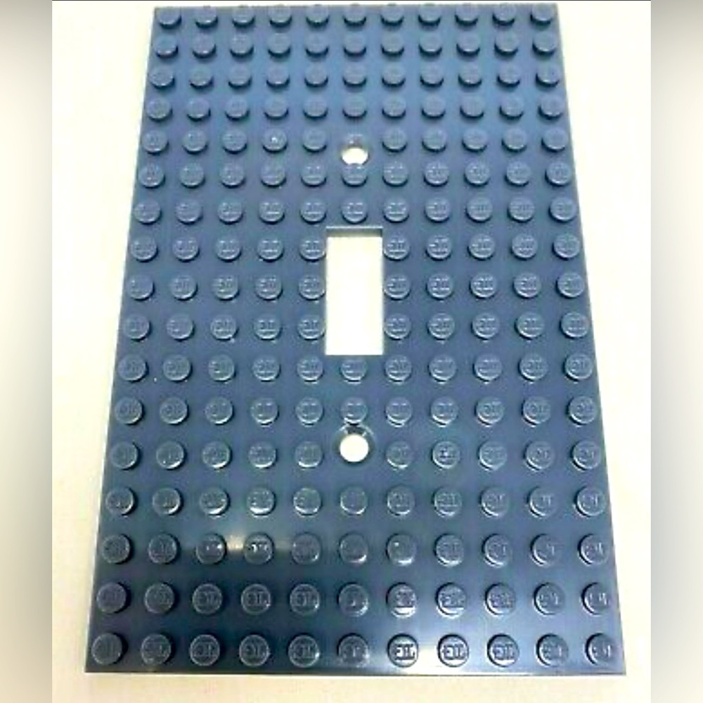 ThinkGeek Build Brick Block  Creative Light Switch Plate Lego Compatible Retired